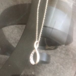 Avon infinity necklace